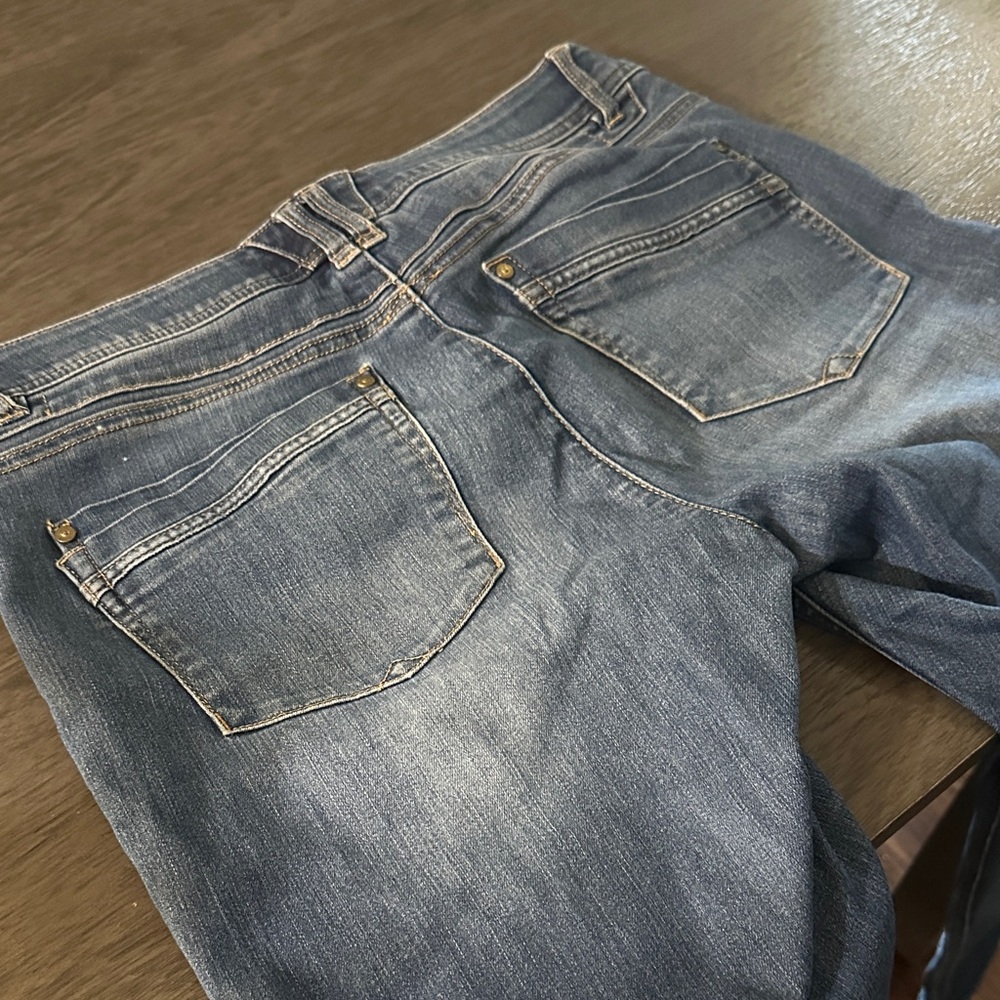 Democracy Skinny Jeans in Blue - Picture 4 of 6